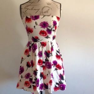 Forever 21 Floral Tie Key Hole Back Summer Dress